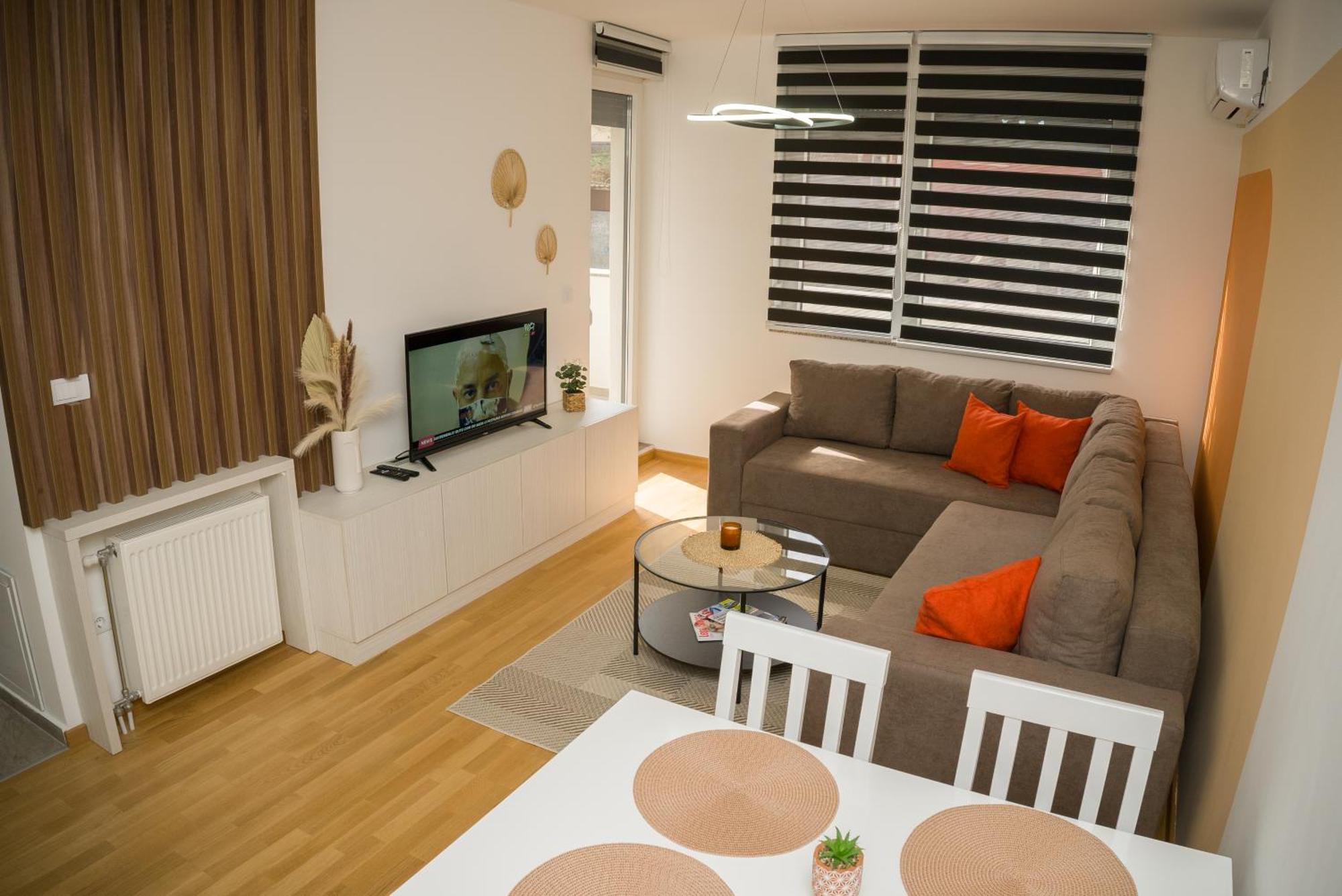 Apartment Infinity Kruševac Buitenkant foto