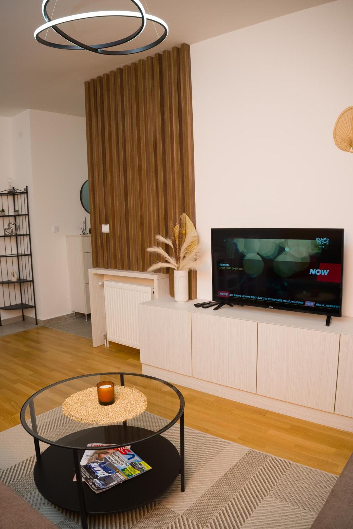 Apartment Infinity Kruševac Buitenkant foto