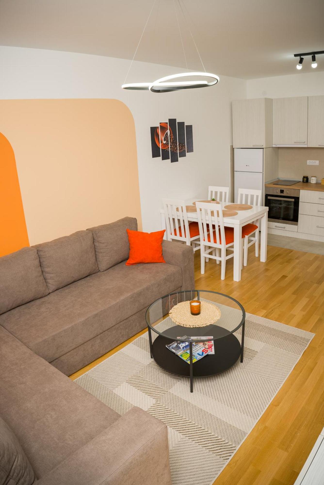 Apartment Infinity Kruševac Buitenkant foto