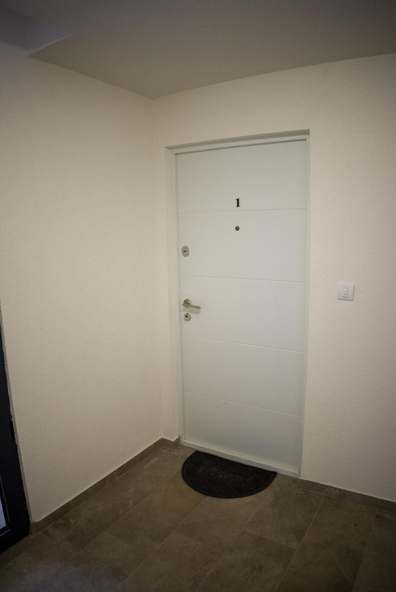 Apartment Infinity Kruševac Buitenkant foto