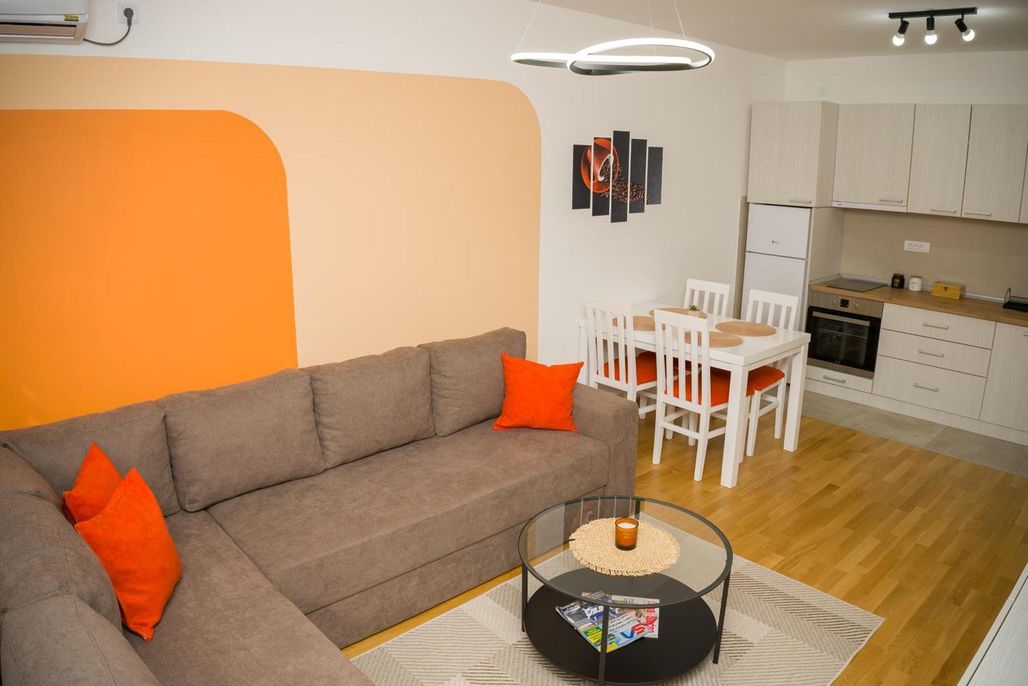 Apartment Infinity Kruševac Buitenkant foto